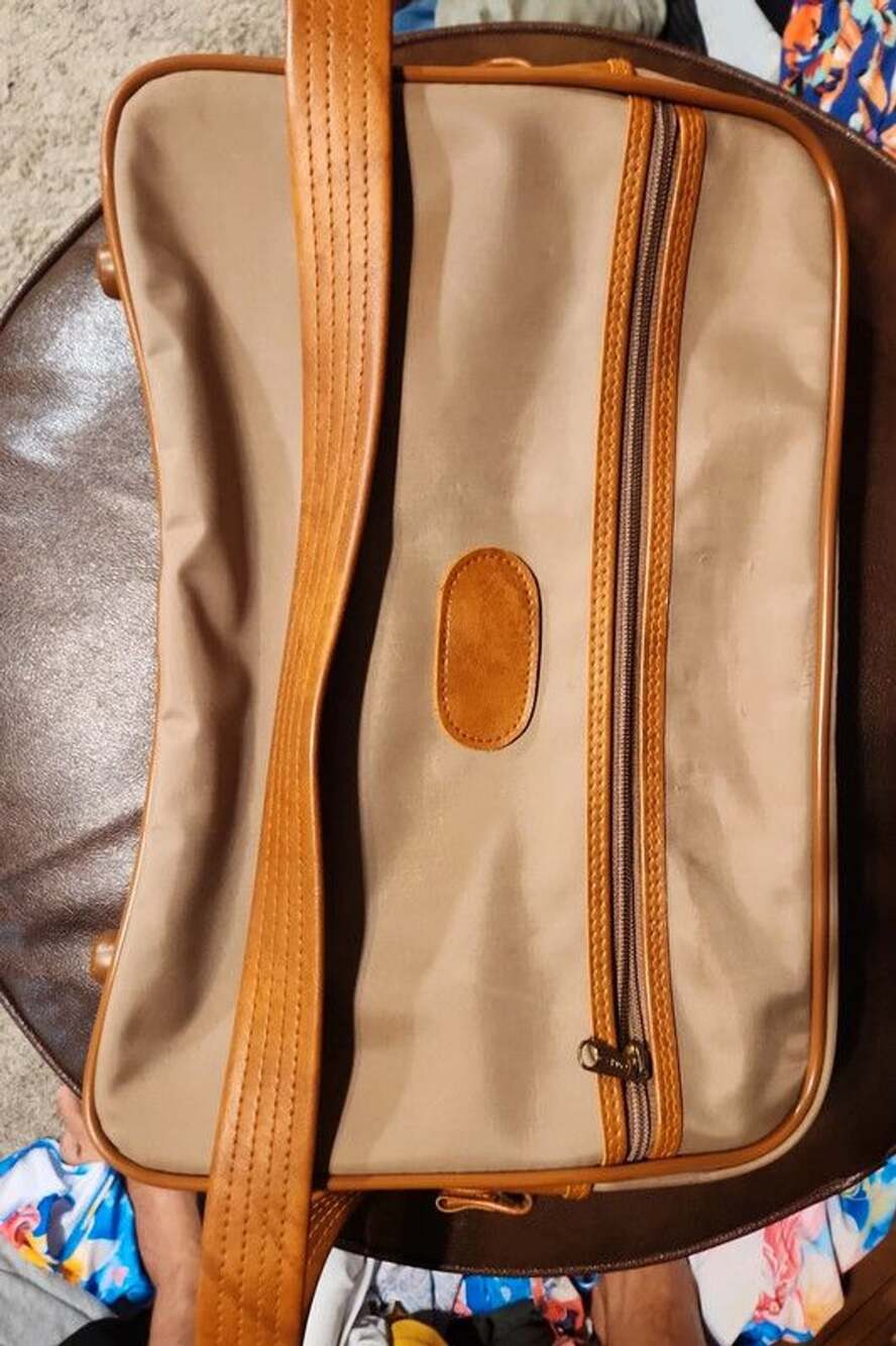 Vintage . American Tourister Mid-Century Style Shoulder Messenger Bag | Two-Tone